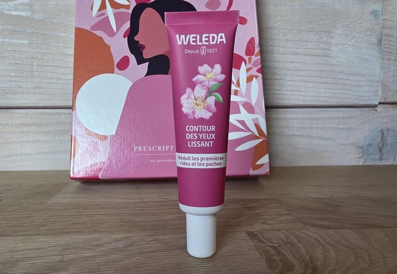 contour des yeux lissant