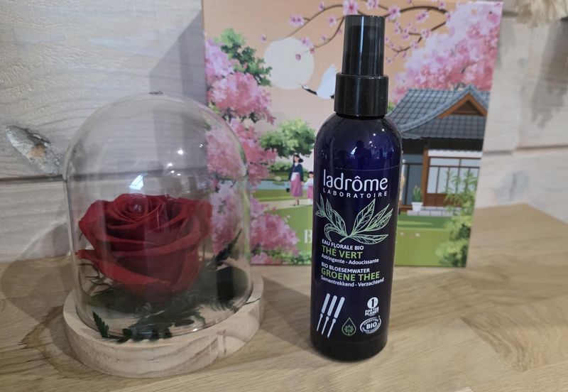 eau florale th&eacute; vert