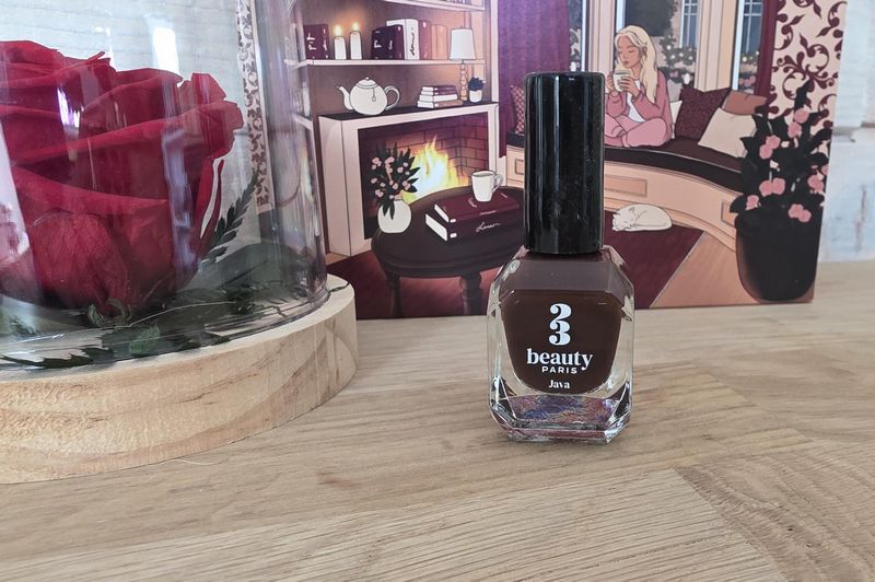 vernis &agrave; ongles